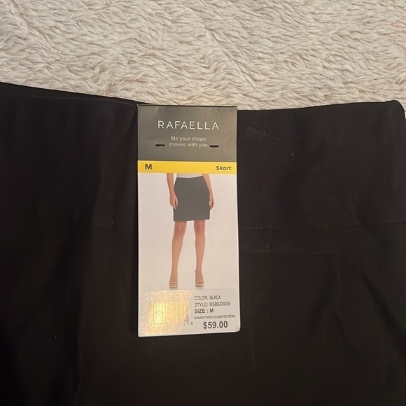 NWT Rafaella Skort Size Medium - Picture 2 of 5